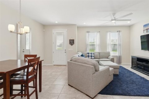 Townhouse in WATERBROOKE in Clermont, Florida 3 bedrooms, 148.64 sq.m. № 1847319 - photo 7