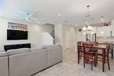 Townhouse in WATERBROOKE in Clermont, Florida 3 bedrooms, 148.64 sq.m. № 1847319 - photo 4