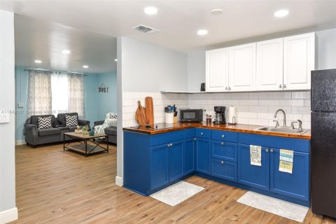 Casa en venta en South Daytona, Florida, 2 dormitorios № 1836324 - foto 3