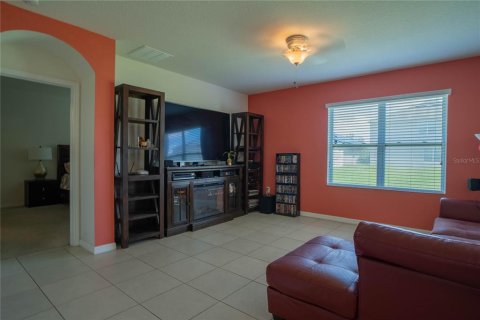 House in Davenport, Florida 4 bedrooms, 173.45 sq.m. № 2321683 - photo 21