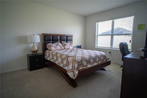 House in Davenport, Florida 4 bedrooms, 173.45 sq.m. № 2321683 - photo 29
