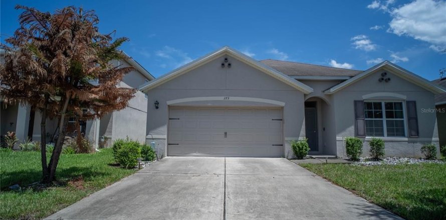 House in Davenport, Florida 4 bedrooms, 173.45 sq.m. № 2321683