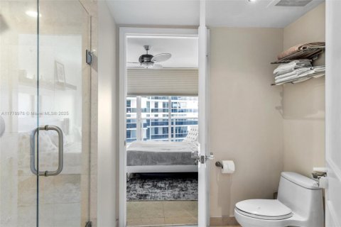 Copropriété à louer à Hallandale Beach, Floride: 2 chambres, 135.45 m2 № 1621108 - photo 13