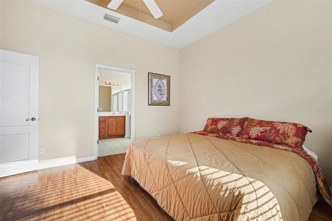 House in Sun City Center, Florida 2 bedrooms, 128.21 sq.m. № 2207491 - photo 11