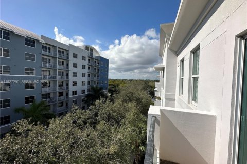 Condo in Fort Lauderdale, Florida, 1 bedroom № 1986314 - photo 19