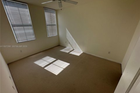 Condo in Fort Lauderdale, Florida, 1 bedroom № 1986314 - photo 14