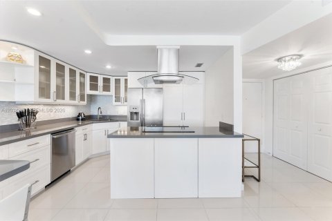 Copropriété à louer à Lauderdale-by-the-Sea, Floride: 2 chambres, 116.13 m2 № 2078529 - photo 14