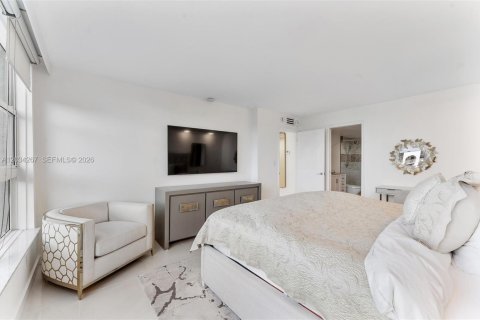 Copropriété à louer à Lauderdale-by-the-Sea, Floride: 2 chambres, 116.13 m2 № 2078529 - photo 24