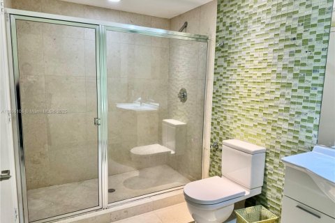 Copropriété à vendre à Miami, Floride: 2 chambres, 139.35 m2 № 1978852 - photo 6