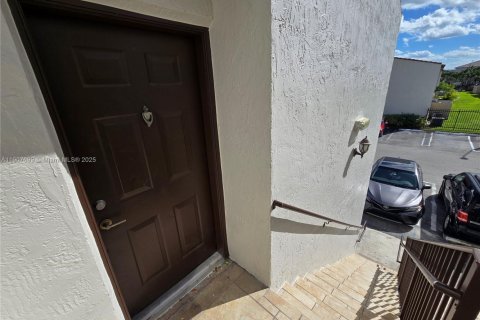 Купить кондоминиум в Майами, Флорида 3 спальни, 101.26м2, № 1966519 - фото 3