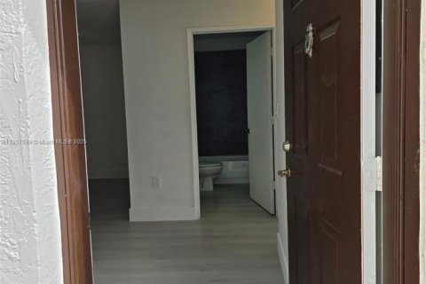 Купить кондоминиум в Майами, Флорида 3 спальни, 101.26м2, № 1966519 - фото 4