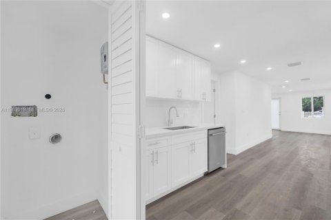 Villa ou maison à vendre à Miami Gardens, Floride: 4 chambres, 125.42 m2 № 2025210 - photo 14