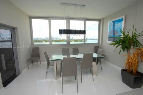 Condominio en venta en Miami Beach, Florida, 1 dormitorio, 83.61 m2 № 1863062 - foto 5