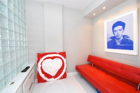 Condominio en venta en Miami Beach, Florida, 1 dormitorio, 83.61 m2 № 1863062 - foto 15