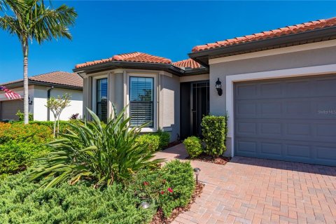 House in North Port, Florida 2 bedrooms, 155.05 sq.m. № 1759391 - photo 4