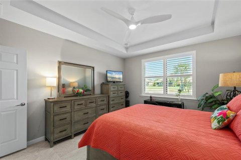 House in North Port, Florida 2 bedrooms, 155.05 sq.m. № 1759391 - photo 25