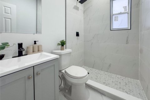 Casa en venta en Miami, Florida, 3 dormitorios, 134.52 m2 № 1988365 - foto 11