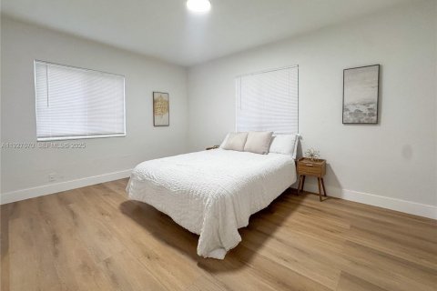 Casa en venta en Miami, Florida, 3 dormitorios, 134.52 m2 № 1988365 - foto 9