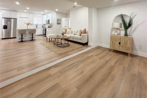 Casa en venta en Miami, Florida, 3 dormitorios, 134.52 m2 № 1988365 - foto 15