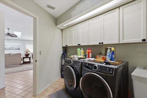 Casa en venta en Palm Coast, Florida, 3 dormitorios, 256.97 m2 № 2435147 - foto 29