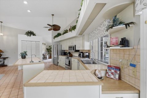 Casa en venta en Palm Coast, Florida, 3 dormitorios, 256.97 m2 № 2435147 - foto 11