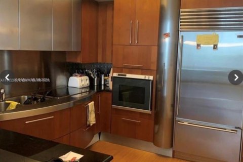 Condominio en venta en Sunny Isles Beach, Florida, 1 dormitorio, 108.51 m2 № 1985548 - foto 4