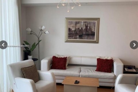 Condominio en venta en Sunny Isles Beach, Florida, 1 dormitorio, 108.51 m2 № 1985548 - foto 2