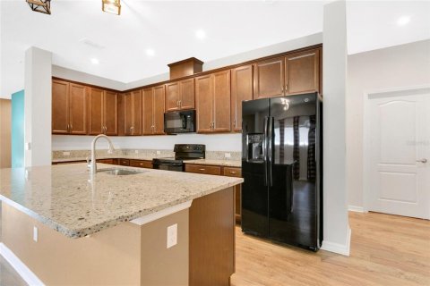 Купить виллу или дом в Клермон, Флорида 11 комнат, 202.9м2, № 2150144 - фото 5