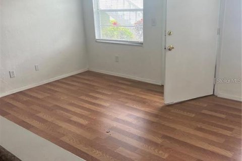 Condominio en alquiler en Tarpon Springs, Florida, 1 dormitorio, 52.49 m2 № 1911686 - foto 2