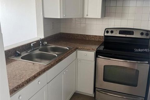 Condominio en alquiler en Tarpon Springs, Florida, 1 dormitorio, 52.49 m2 № 1911686 - foto 3