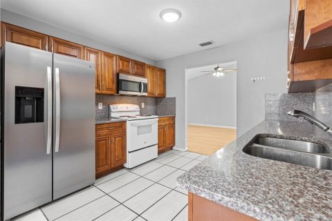 House in Riverview, Florida 3 bedrooms, 130.62 sq.m. № 2431954 - photo 19