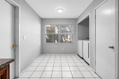House in Riverview, Florida 3 bedrooms, 130.62 sq.m. № 2431954 - photo 22