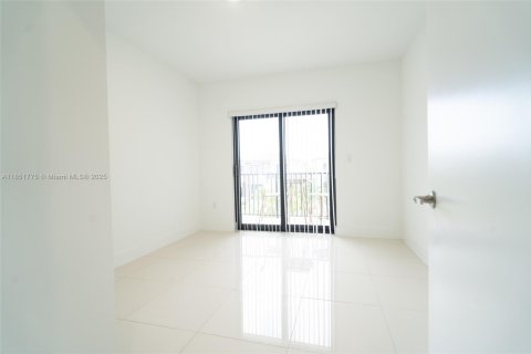 Villa ou maison à vendre à Florida City, Floride: 5 chambres, 176.7 m2 № 1963097 - photo 24