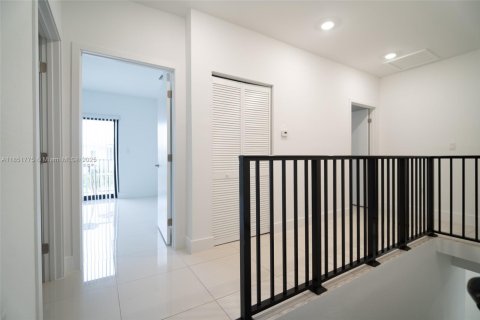 Villa ou maison à vendre à Florida City, Floride: 5 chambres, 176.7 m2 № 1963097 - photo 18