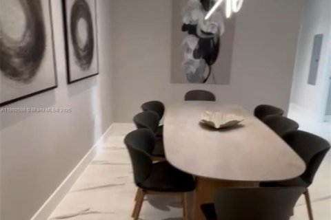 Condominio en venta en Sunny Isles Beach, Florida, 2 dormitorios, 133.31 m2 № 1946382 - foto 4