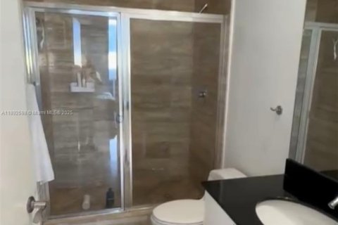 Condominio en venta en Sunny Isles Beach, Florida, 2 dormitorios, 133.31 m2 № 1946382 - foto 8
