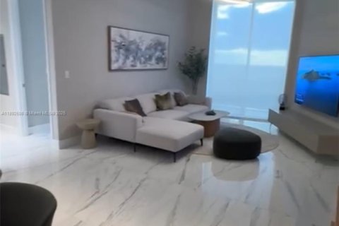 Condominio en venta en Sunny Isles Beach, Florida, 2 dormitorios, 133.31 m2 № 1946382 - foto 5