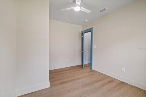 Villa ou maison à vendre à Saint Petersburg, Floride: 3 chambres, 97.64 m2 № 2403093 - photo 19