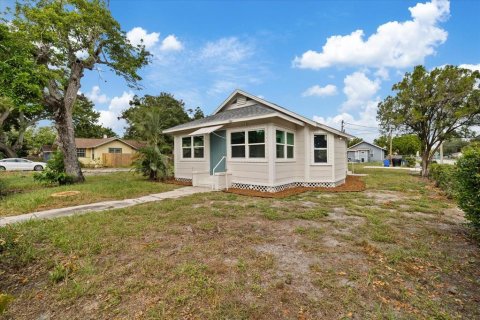 Villa ou maison à vendre à Saint Petersburg, Floride: 3 chambres, 97.64 m2 № 2403093 - photo 2