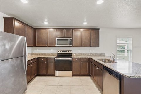 Casa en venta en Poinciana, Florida, 4 dormitorios, 173.63 m2 № 2383459 - foto 11