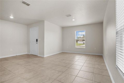Casa en venta en Poinciana, Florida, 4 dormitorios, 173.63 m2 № 2383459 - foto 8