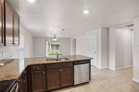 Casa en venta en Poinciana, Florida, 4 dormitorios, 173.63 m2 № 2383459 - foto 12