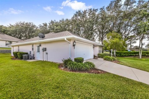 Villa ou maison à vendre à Beverly Hills, Floride: 2 chambres, 129.04 m2 № 1916198 - photo 3