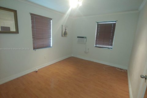 Condominio en venta en Miami Beach, Florida, 1 dormitorio, 45.8 m2 № 1742141 - foto 17
