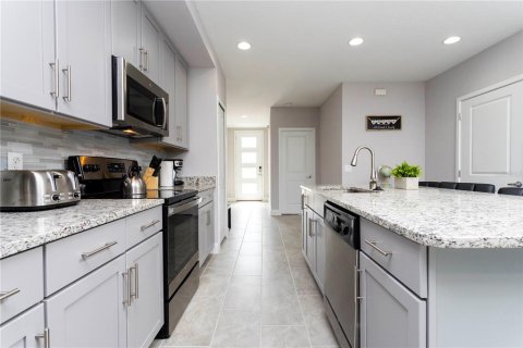 Adosado en alquiler en Kissimmee, Florida, 4 dormitorios, 159.88 m2 № 1687556 - foto 20