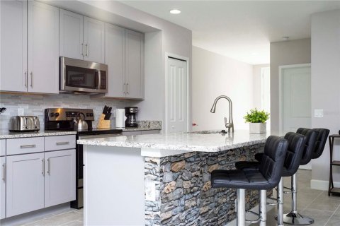 Adosado en alquiler en Kissimmee, Florida, 4 dormitorios, 159.88 m2 № 1687556 - foto 22