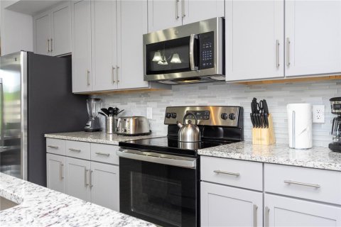 Adosado en alquiler en Kissimmee, Florida, 4 dormitorios, 159.88 m2 № 1687556 - foto 19