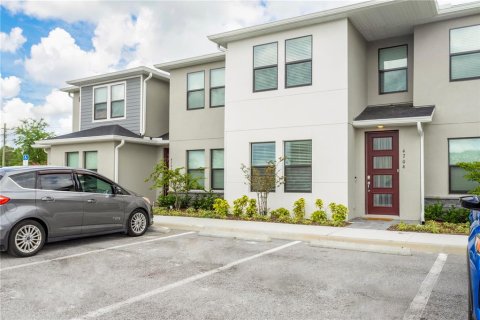 Adosado en alquiler en Kissimmee, Florida, 4 dormitorios, 159.88 m2 № 1687556 - foto 6