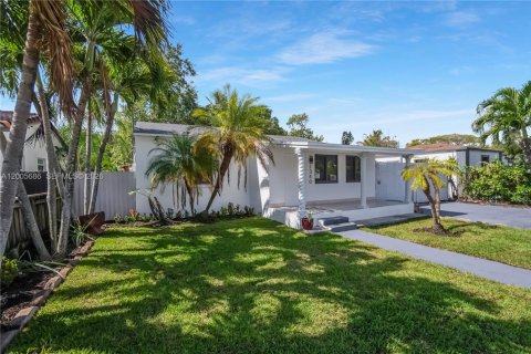 House in Miami, Florida 3 bedrooms, 88.54 sq.m. № 2069636 - photo 5