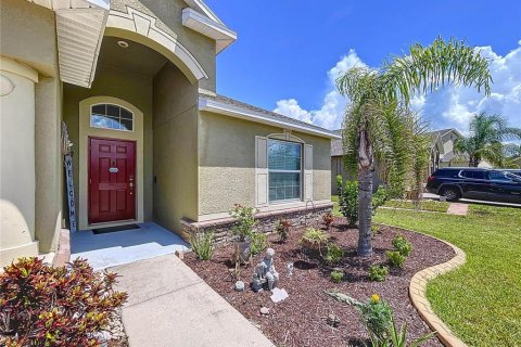 House in Hudson, Florida 4 bedrooms, 177.26 sq.m. № 1876033 - photo 3